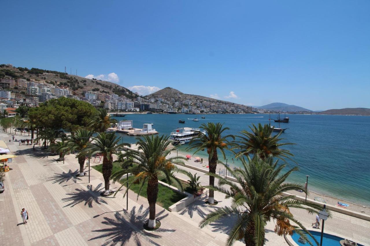 Hotel Ari Sarandë Esterno foto