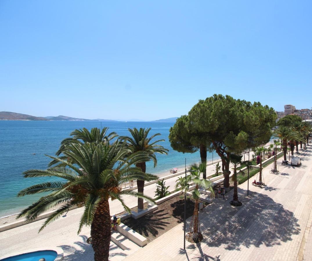 Hotel Ari Sarandë Esterno foto