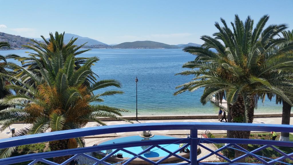 Hotel Ari Sarandë Esterno foto