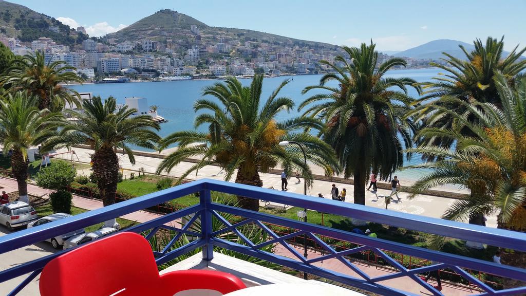 Hotel Ari Sarandë Esterno foto