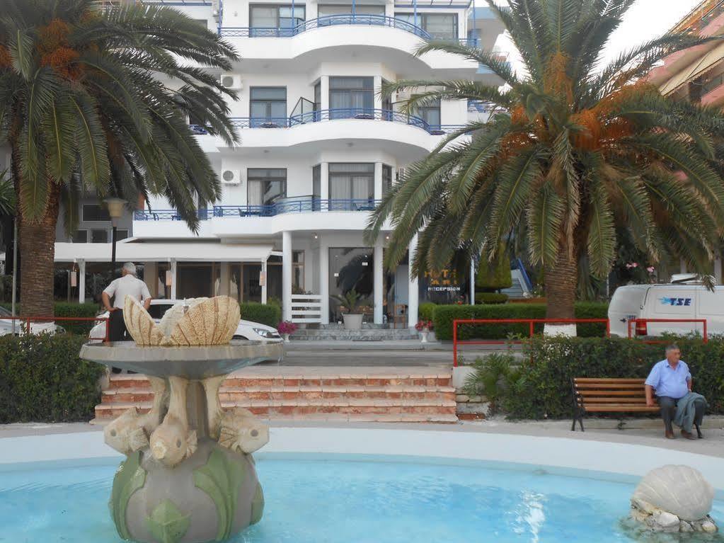 Hotel Ari Sarandë Esterno foto