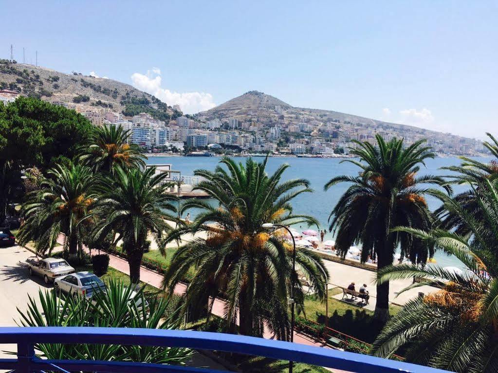 Hotel Ari Sarandë Esterno foto